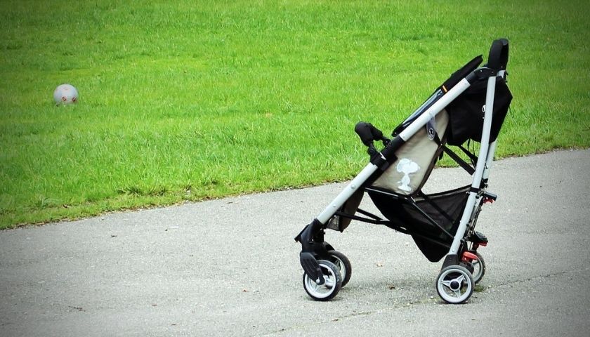 Read more about the article What Age Do You Stop Using A Stroller? Be Aware Of Overuse